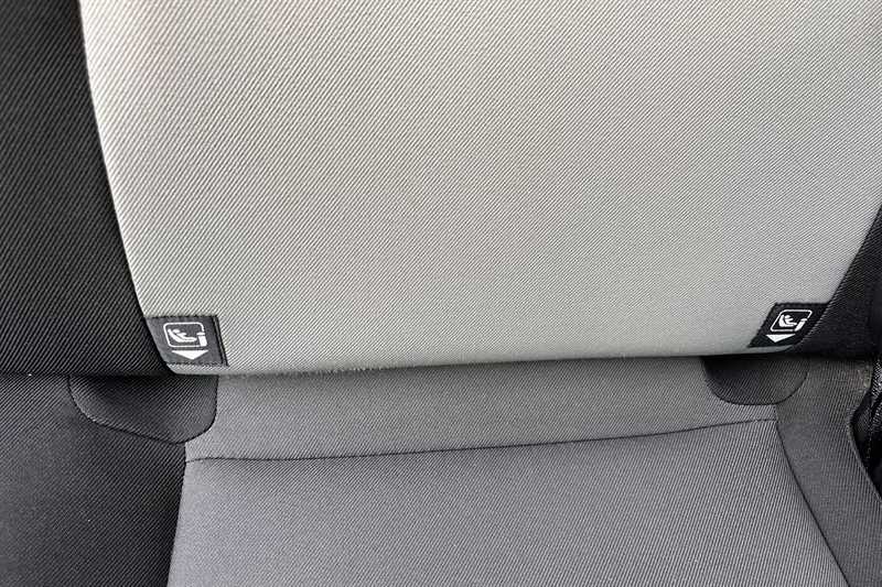 Used Toyota Yaris 2018 for sale - 77068108: Photo 33