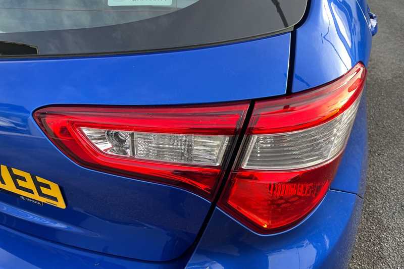 Used Toyota Yaris 2018 for sale - 77068108: Photo 35