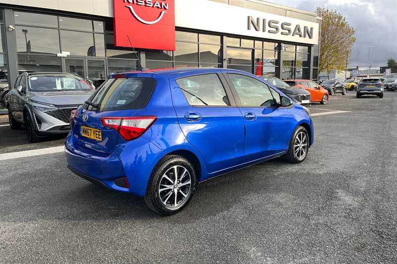 Used Toyota Yaris 2018 for sale - 77068108: Photo 40
