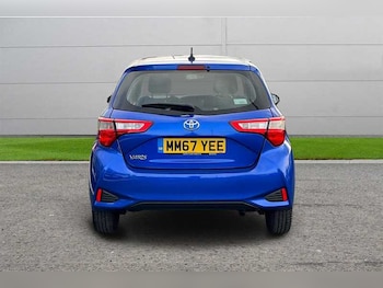 Used Toyota Yaris 2018 for sale - 77068108: Photo