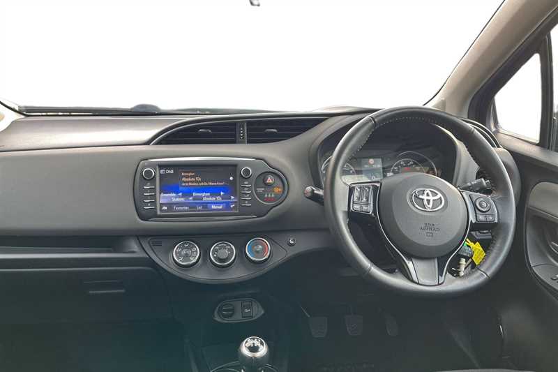 Used Toyota Yaris 2018 for sale - 77068108: Photo 9