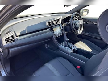 Used Honda Civic 2019 for sale - 79488202: Photo