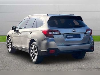 Used Subaru Outback 2016 for sale - 77894100: Photo