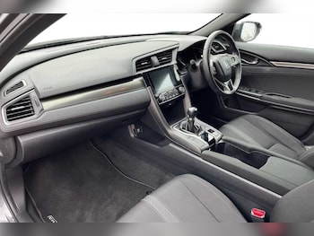 Used Honda Civic 2019 for sale - 77810384: Photo