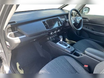 Used Honda Jazz 2023 for sale - 77927640: Photo