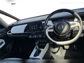 Used Honda Jazz 2023 for sale - 77927636: Photo