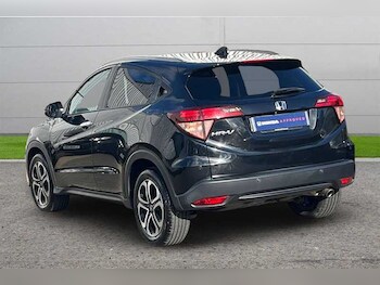 Used Honda HR-V 2017 for sale - 77841834: Photo