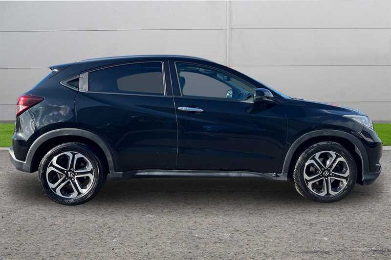 Used Honda HR-V 2017 for sale - 77841834: Photo 5