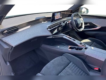 Used Peugeot 5008 2025 for sale - 78385477: Photo