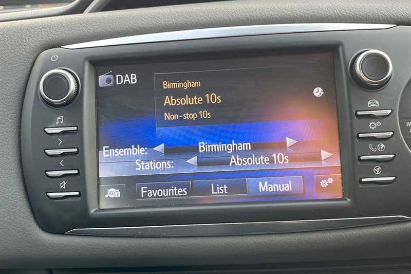 Used Toyota Yaris 2018 for sale - 76754809: Photo 11