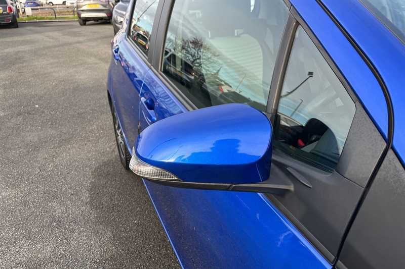 Used Toyota Yaris 2018 for sale - 76754809: Photo 37