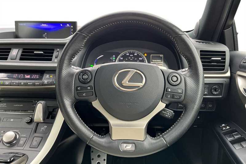 Used Lexus CT 2019 for sale - 76760853: Photo 13