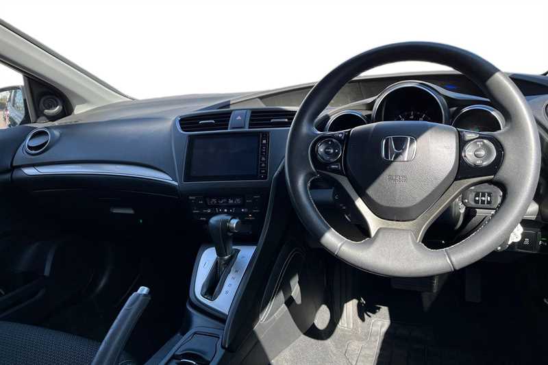 Used Honda Civic 2016 for sale - 78129030: Photo 4