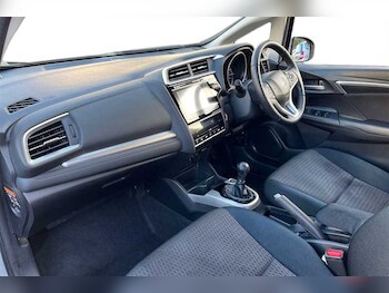 Used Honda Jazz 2018 for sale - 76773564: Photo