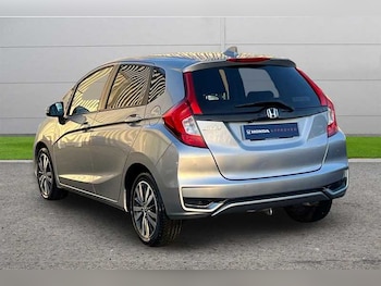 Used Honda Jazz 2018 for sale - 76773564: Photo