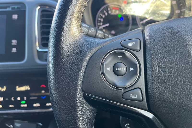 Used Honda HR-V 2020 for sale - 76754871: Photo 17