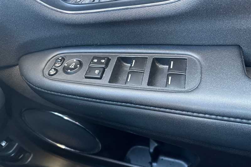 Used Honda HR-V 2020 for sale - 76754871: Photo 18