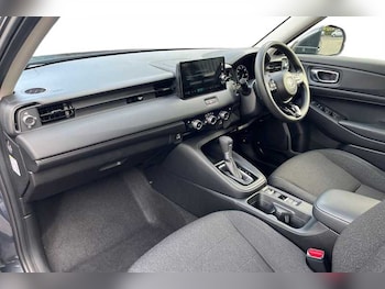 Used Honda HR-V 2023 for sale - 76100093: Photo