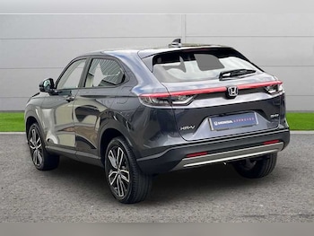 Used Honda HR-V 2023 for sale - 76100093: Photo