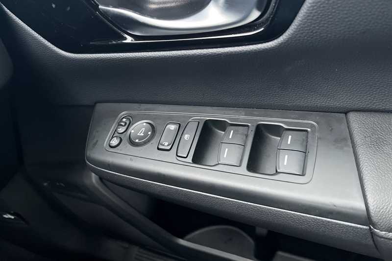 Used Honda CR-V 2025 for sale - 77389230: Photo 18