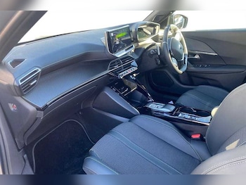 Used Peugeot 2008 2024 for sale - 77726357: Photo