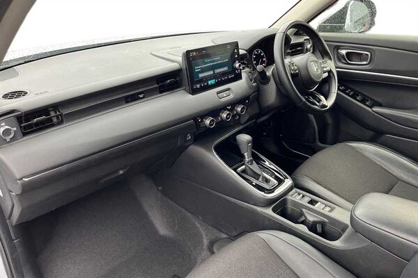 Used Honda HR-V 2022 for sale - 76191306: Photo 2