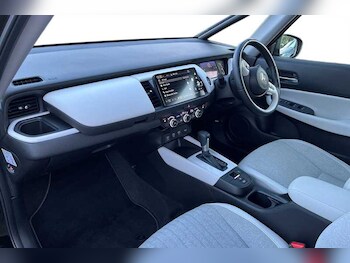 Used Honda Jazz 2021 for sale - 76754875: Photo