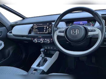 Used Honda Jazz 2021 for sale - 76754875: Photo