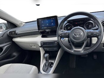 Used Toyota Yaris 2022 for sale - 78233058: Photo