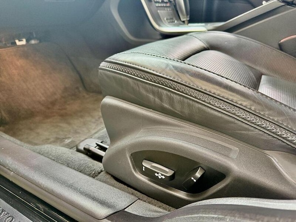 Used Volvo XC70 for sale - 76311213: Photo 33