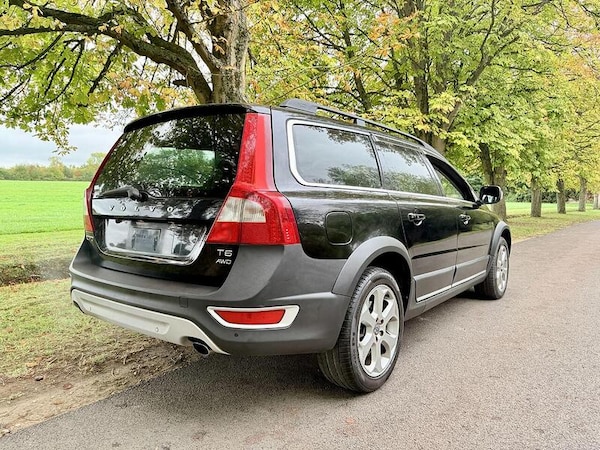Used Volvo XC70 for sale - 76311213: Photo 8