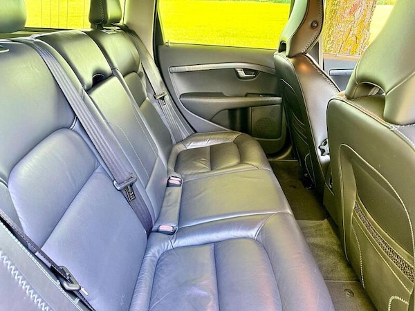 Used Volvo V70 for sale - 76311209: Photo 17