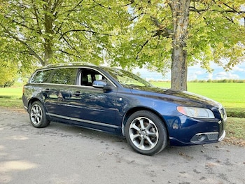 Used Volvo V70 2012 for sale - 76311209: Photo