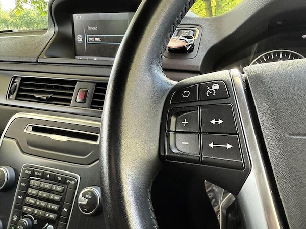 Used Volvo V70 for sale - 76311209: Photo 20