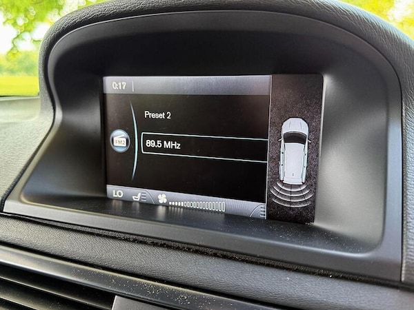 Used Volvo V70 for sale - 76311209: Photo 25