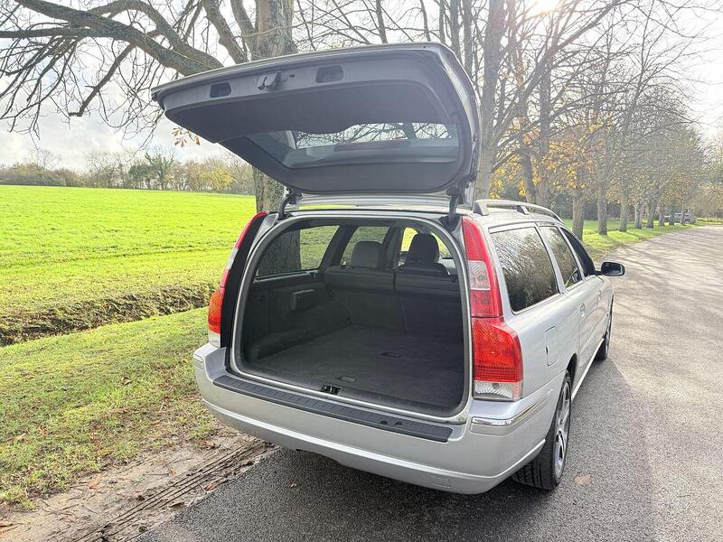 Used Volvo V70 2016 for sale - 76778055: Photo 31