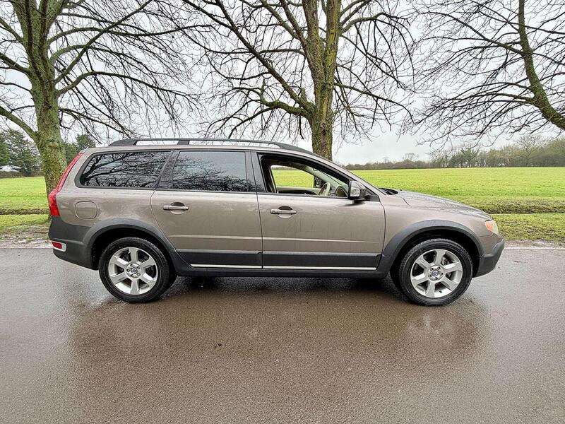 Used Volvo XC70 for sale - 77461203: Photo 11