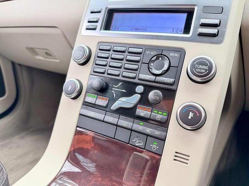 Used Volvo XC70 for sale - 77461203: Photo 39