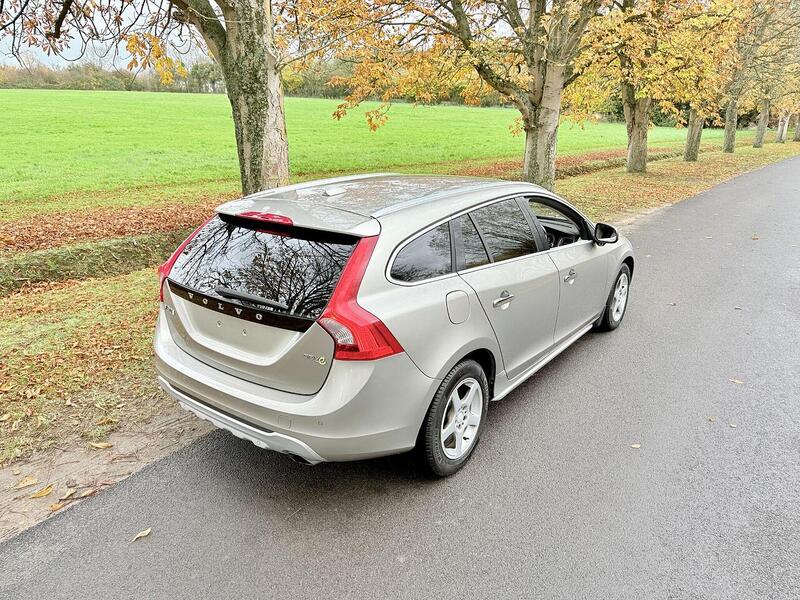 Used Volvo V60 for sale - 76496959: Photo 13