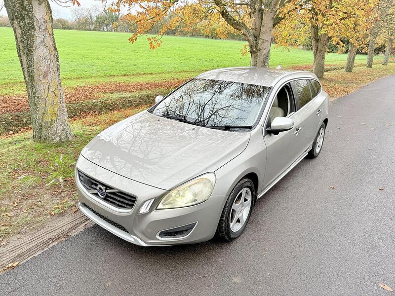Used Volvo V60 for sale - 76496959: Photo 7