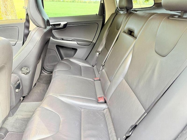 Used Volvo XC60 2025 for sale - 76311198: Photo 17