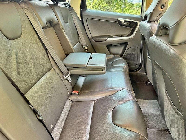 Used Volvo XC60 2025 for sale - 76311198: Photo 19