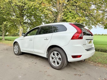Used Volvo XC60 2025 for sale - 76311198: Photo 3