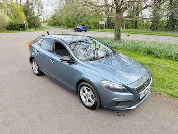 Used Volvo V40 Cross Country 2013 for sale - 78272941: Photo