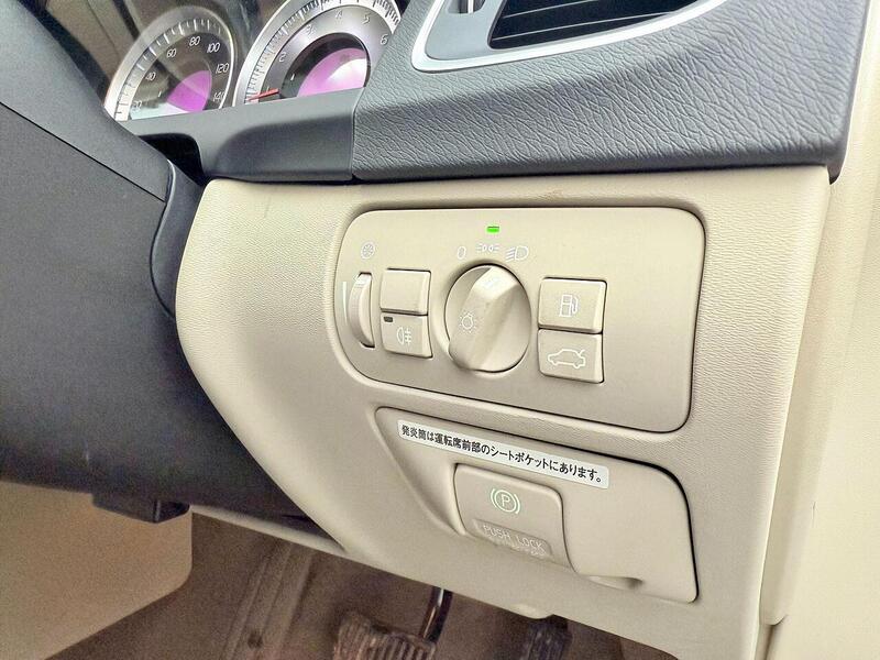 Used Volvo V60 2025 for sale - 77264080: Photo 28