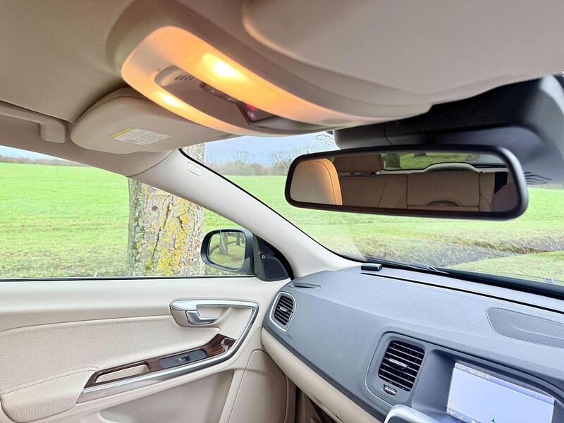 Used Volvo V60 2025 for sale - 77264080: Photo 45