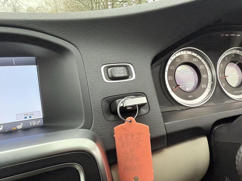 Used Volvo V60 2025 for sale - 77264080: Photo 48