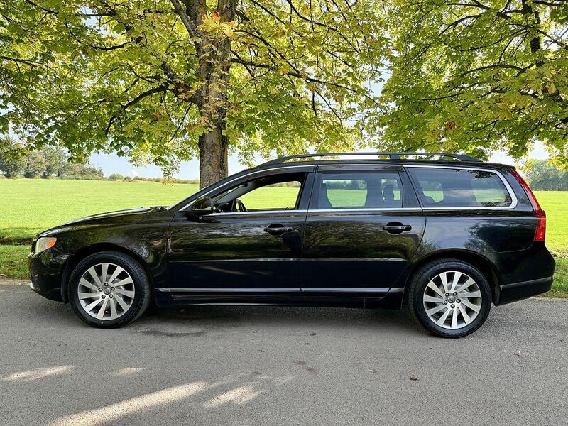 Used Volvo V70 2025 for sale - 76403225: Photo 6