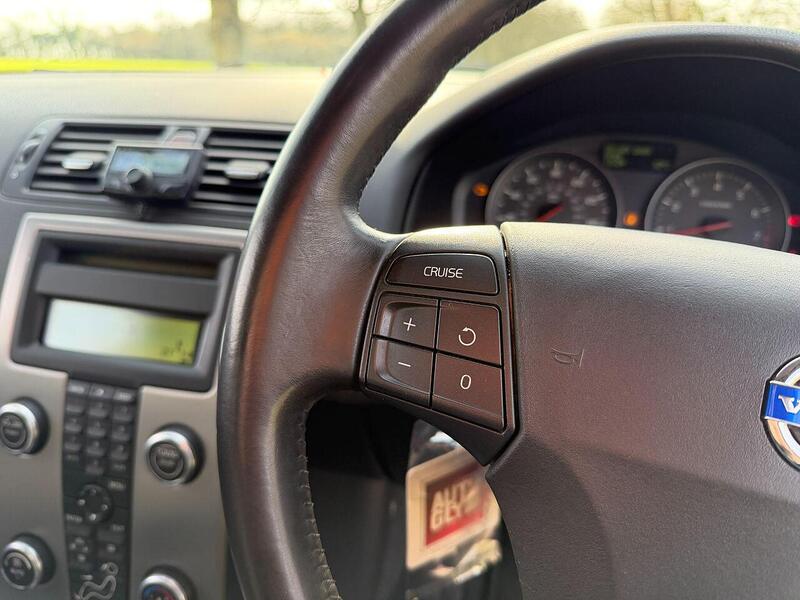 Used Volvo S40 for sale - 77675267: Photo 23