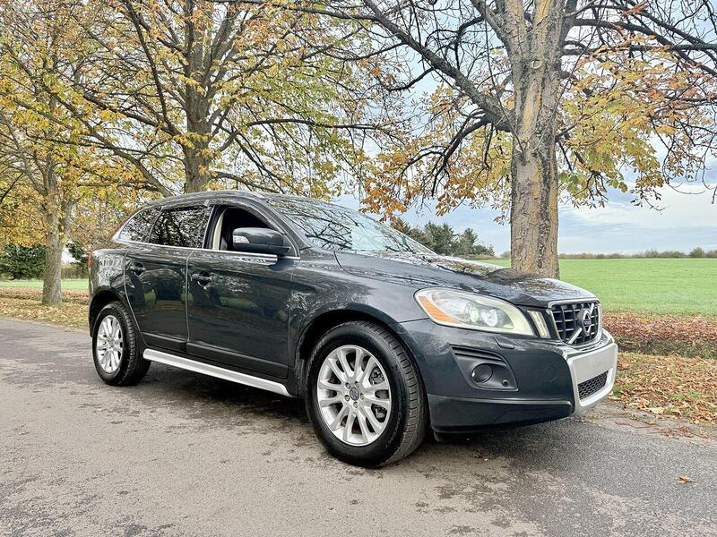 Used Volvo XC60 for sale - 76863517: Photo 1